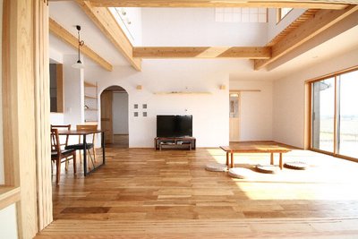 和室から見るリビング 和室から見るリビング