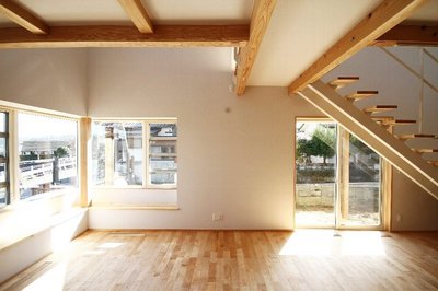 大きなコーナー窓から風景も取り込めます 大きなコーナー窓から風景も取り込めます