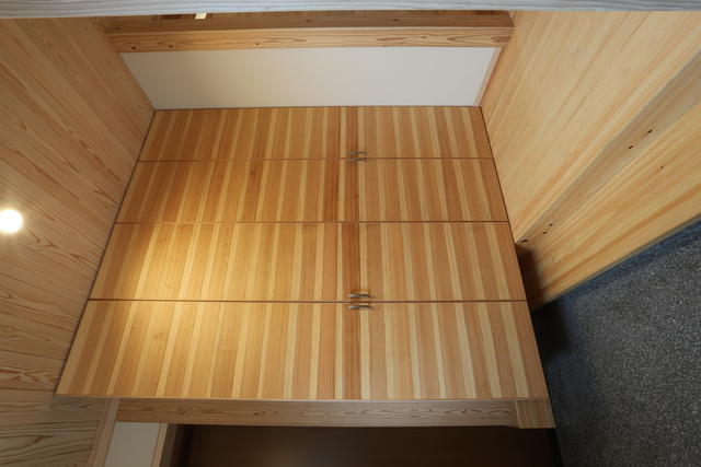 たくさん入る玄関収納