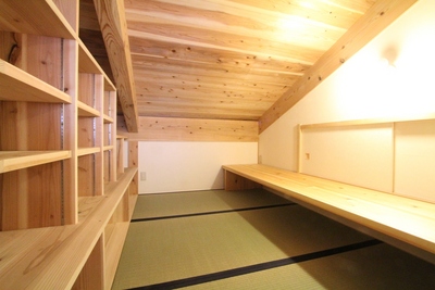 ３畳の書斎。ゆっくり寛ぐ自分だけのスペース