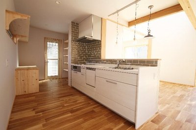 タイル貼りの対面キッチン タイル貼りの対面キッチン