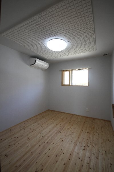 防音バッチリのピアノ室。他の部屋や隣近所を気にせず、趣味を楽しめます。