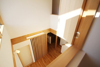子供室の小窓はリビングと交流できます