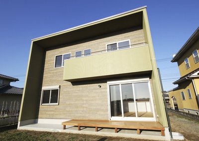 わさびアクアグリーン色を採用の外壁