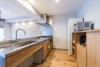 キッチンに合わせた造作ｶｯﾌﾟﾎﾞｰﾄﾞ。