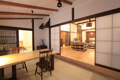 土間をそのままに。気軽に人が集える空間に。