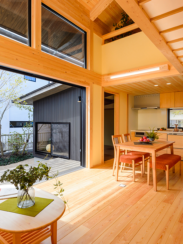 二階建てギャラリー