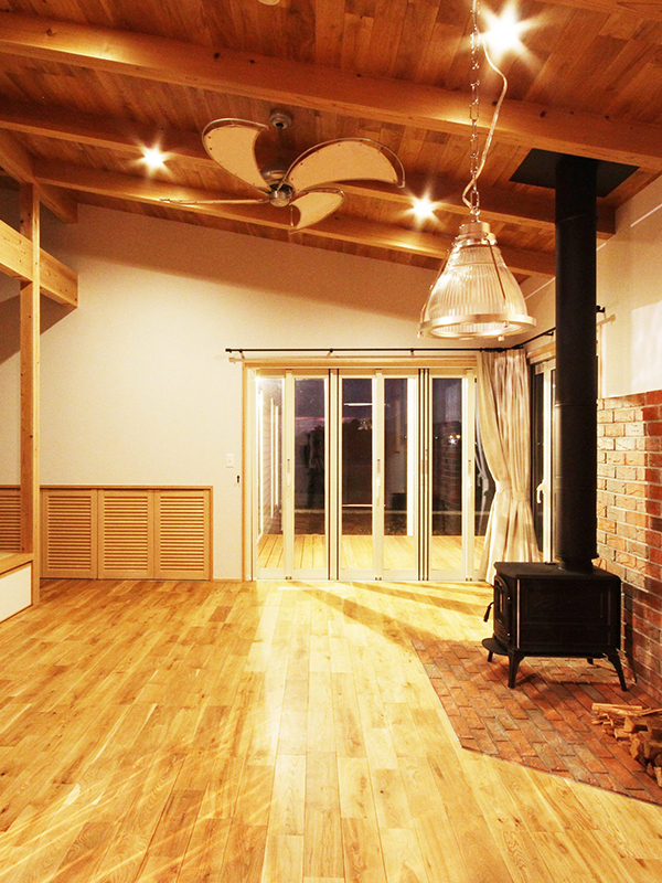 二階建てギャラリー