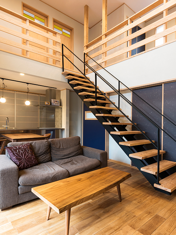 二階建てギャラリー